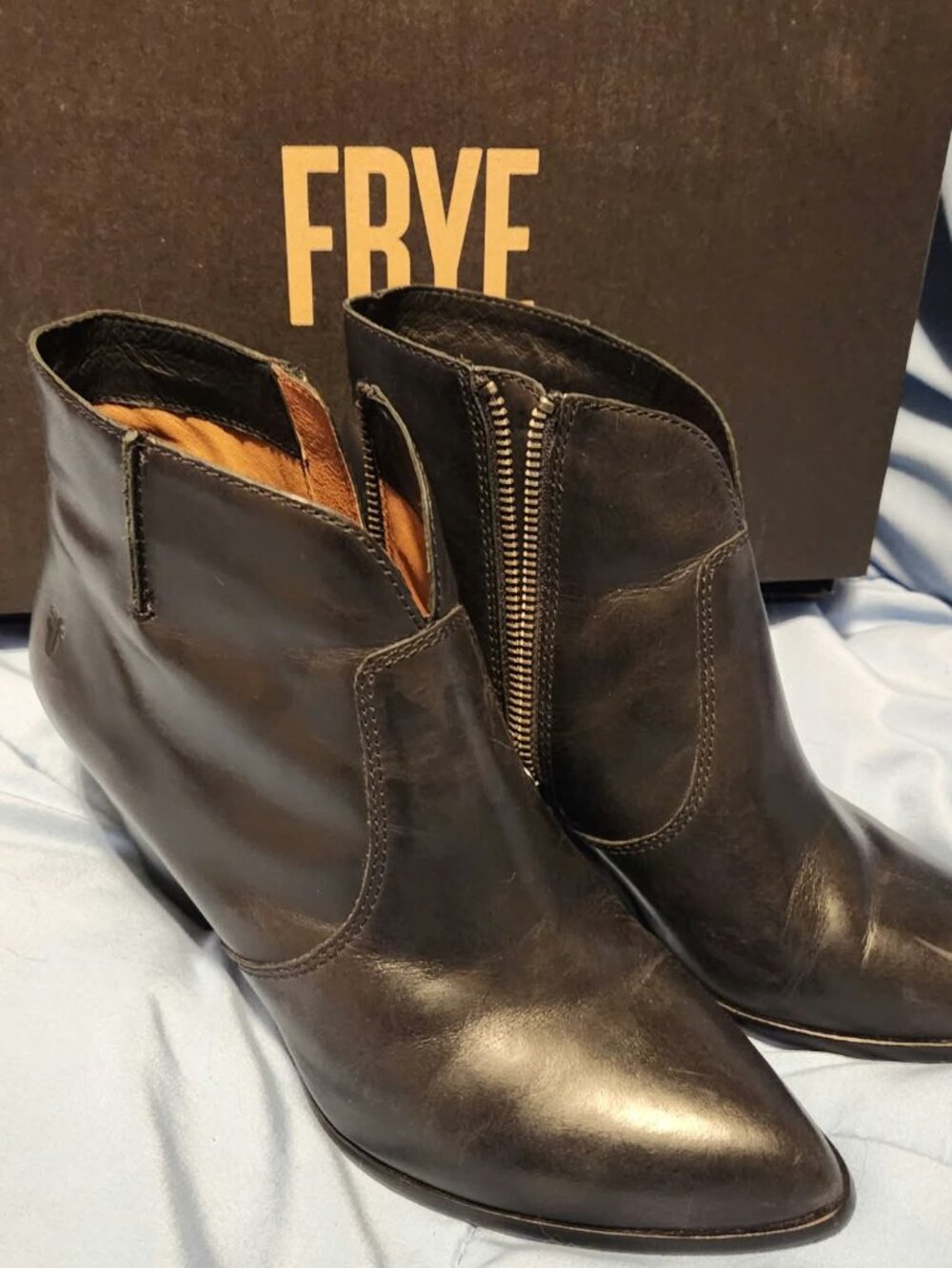 Frye Jennifer Bootie Sz 7.5, Black